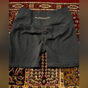 Alphalete Amplify shorts Navy Blue Color (M)